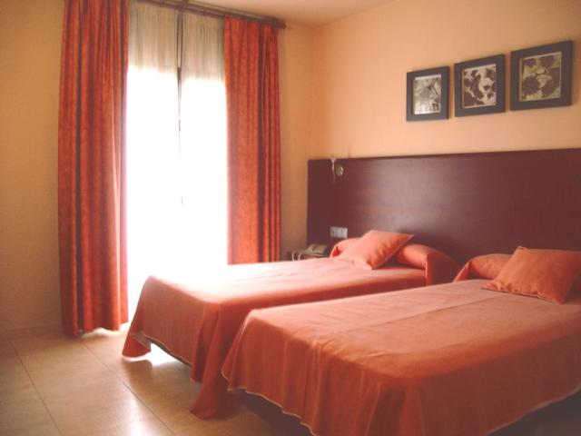 фото Hotel Sant Quirze De Besora изображение №14