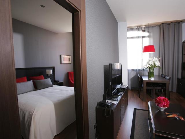 фотографии отеля Suites Center Barcelona изображение №43