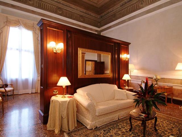 фото Hotel Ca' Vendramin di Santa Fosca изображение №14