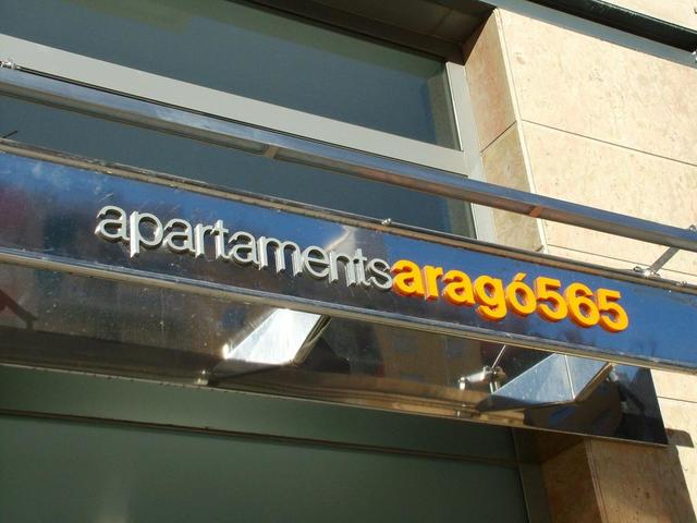фото отеля Apartaments Arago565 изображение №13