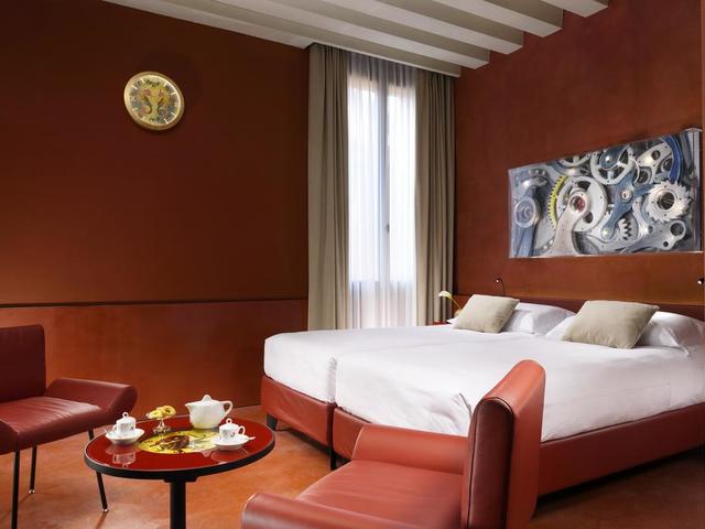 фото Hotel L'Orologio Venezia изображение №22