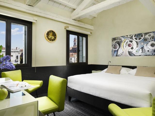 фото Hotel L'Orologio Venezia изображение №18