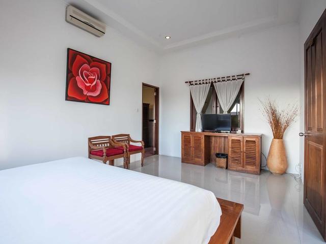 фото Putri Bali Suite Villa изображение №18