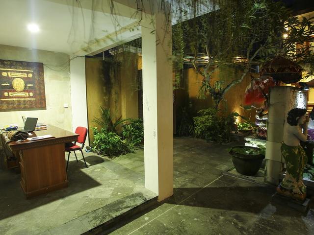 фото Uma Sri Bali Hotel изображение №6