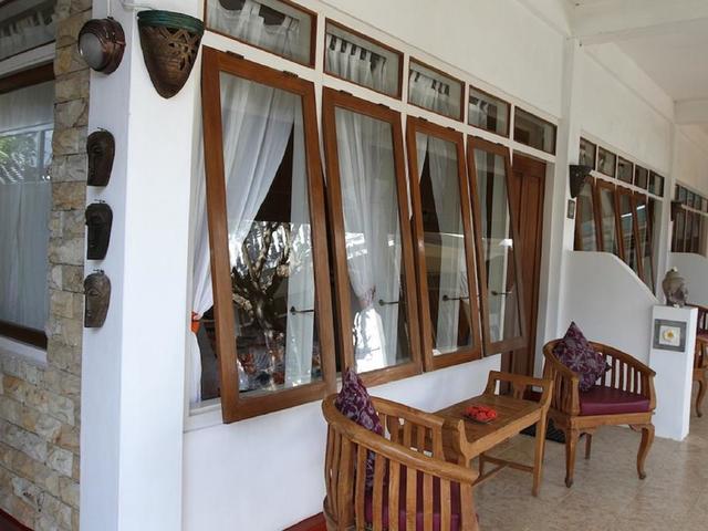 фотографии отеля Villa Agung Beach Inn изображение №7