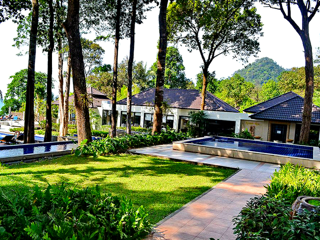 фото отеля Chang Buri Resort & Spa  (ex. Koh Chang Hillside) изображение №1