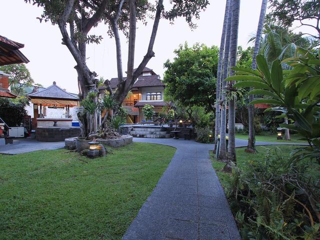 фотографии отеля Taman Ayu Cottage изображение №23