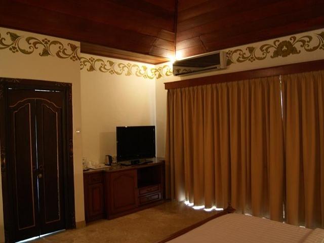 фотографии отеля Taman Suci Suite & Villas изображение №15
