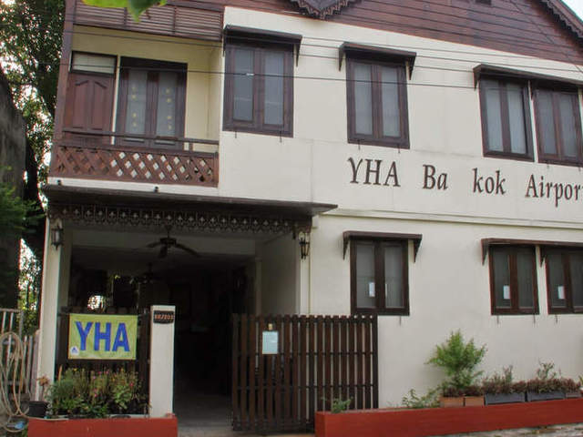фото отеля YHA Bangkok Airport - Hostel изображение №1