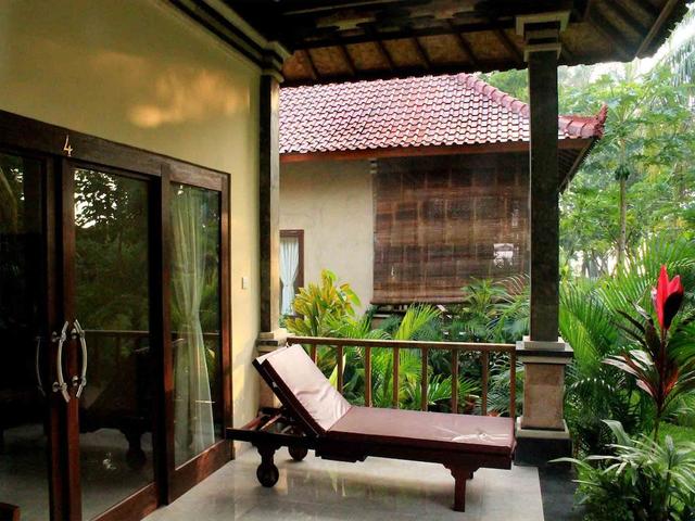 фото отеля Bali Bhuana Beach Cottage изображение №17