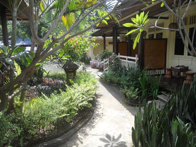 фотографии Bali Lovina Beach Cottage изображение №12