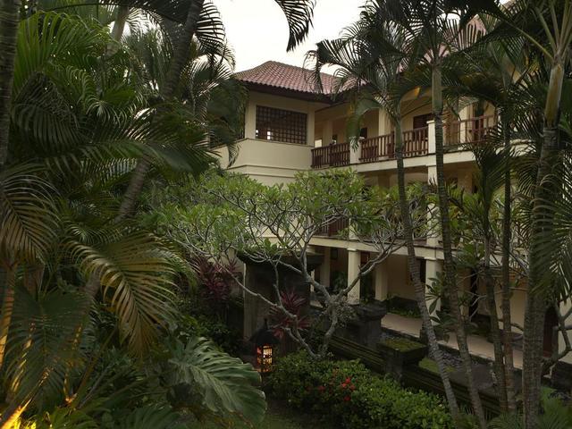 фото отеля Nirwana Bali Apartment изображение №17