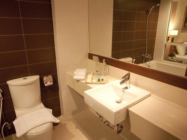 фото отеля Lantana Resort Hotel изображение №13