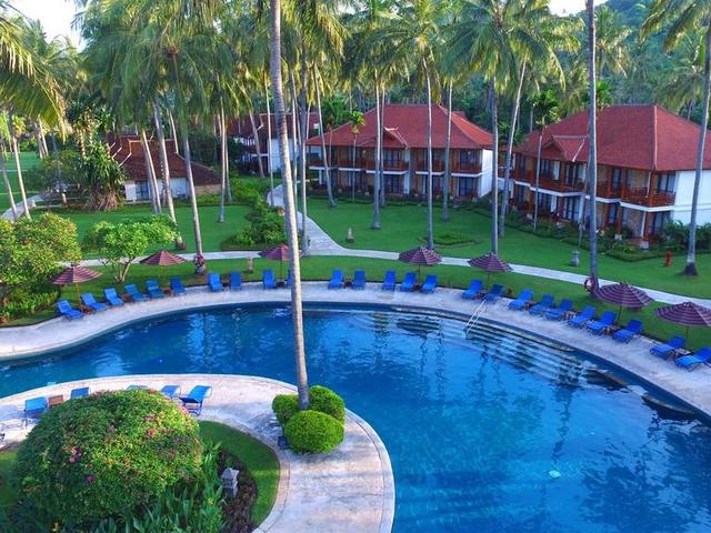 фотографии отеля Holiday Resort Lombok изображение №43