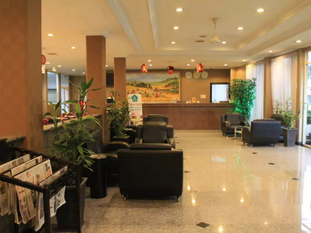 фото Hotel Sinar 3 изображение №2