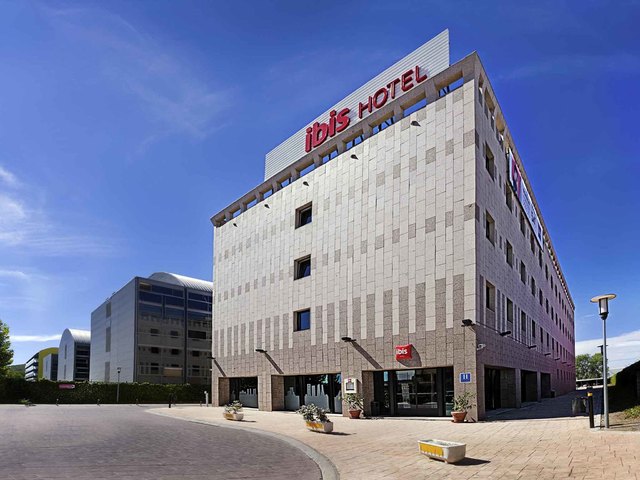 фото отеля Ibis Madrid Alcala de Henares La Garena изображение №1