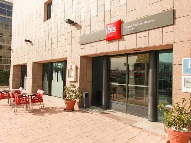 фотографии отеля Ibis Madrid Alcala de Henares La Garena изображение №23