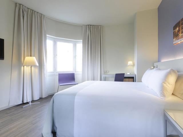 фото Tryp Madrid Chamberi (ex. Tryp Alondras) изображение №14