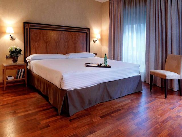 фотографии отеля Eurostars Madrid Gran Via (ex. Exe Hotel El Coloso; El Coloso) изображение №31