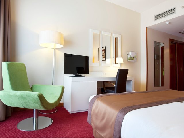 фото отеля Holiday Inn Madrid Calle Alcala (ex. Velada Madrid) изображение №25