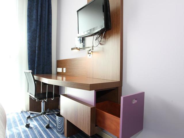 фото отеля Holiday Inn Express Madrid-Leganes изображение №25