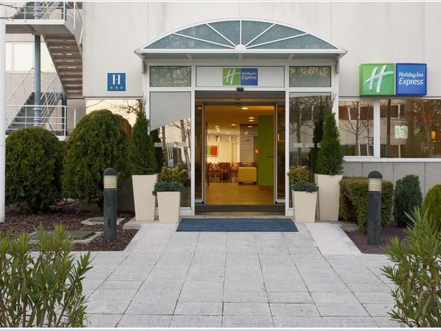 фотографии Holiday Inn Express Madrid-Tres Cantos изображение №20