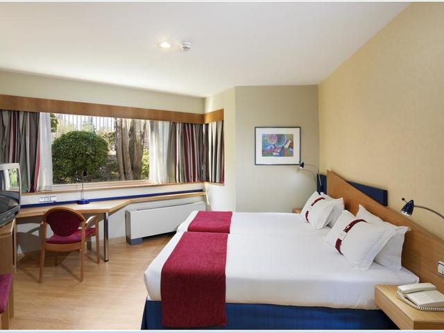 фото отеля Holiday Inn Express Madrid-Tres Cantos изображение №17