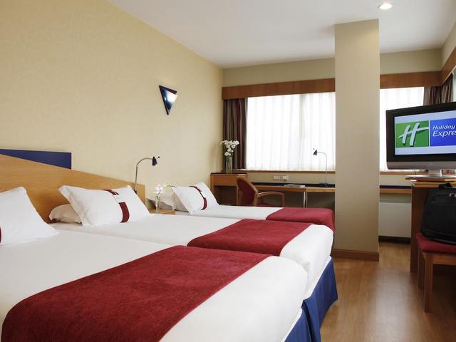 фотографии Holiday Inn Express Madrid-Tres Cantos изображение №16