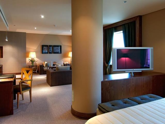 фото отеля Eurostars Suites Mirasierra (ex. Sheraton Madrid Mirasierra Hotel & Spa) изображение №61