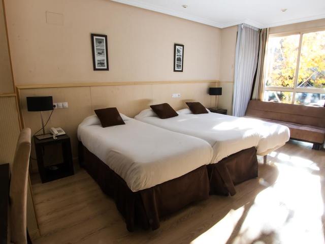 фотографии отеля Hotel Suites Feria de Madrid (ex. AH Suites Madrid) изображение №11