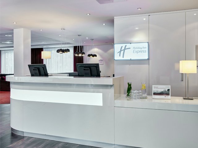 фото Holiday Inn Express Amsterdam - Schiphol (ex. Holiday Inn Osdorp) изображение №22