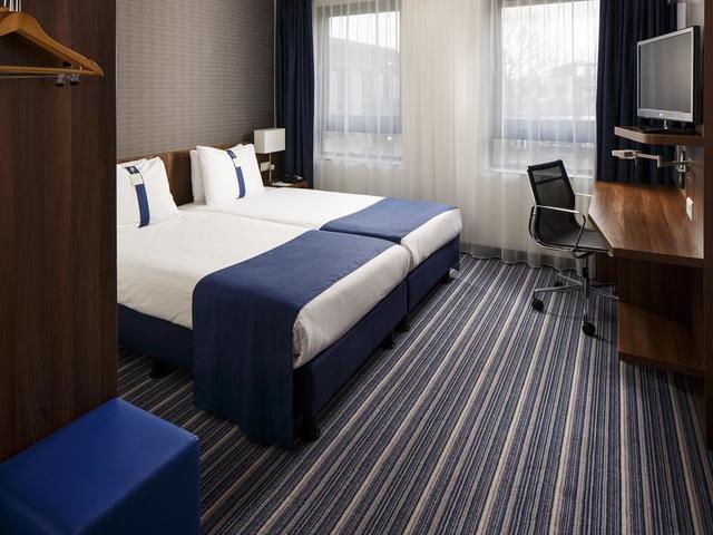 фото отеля Holiday Inn Express Amsterdam - Arena Towers изображение №5