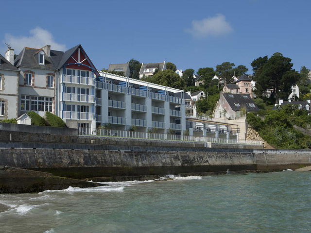 фото отеля Pierre & Vacances Premium Le Coteau et la Mer изображение №1