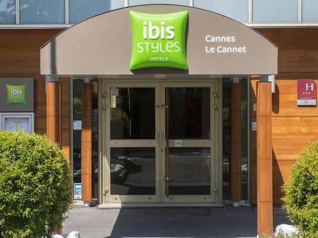фото отеля ibis Styles Cannes Le Cannet (ex. Holiday Inn Garden Court Le Cannet) изображение №1