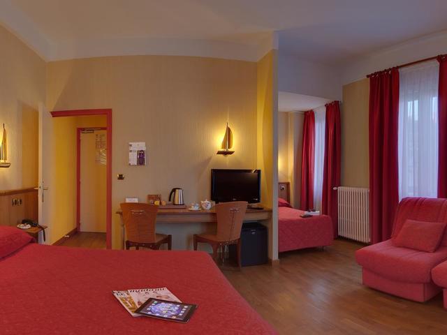 фото Hotel Kyriad Plage Saint-Malo  изображение №22