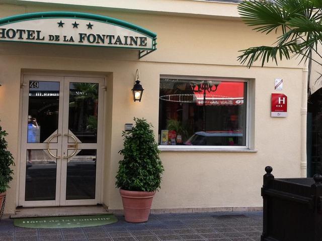 фото отеля De La Fontaine изображение №1