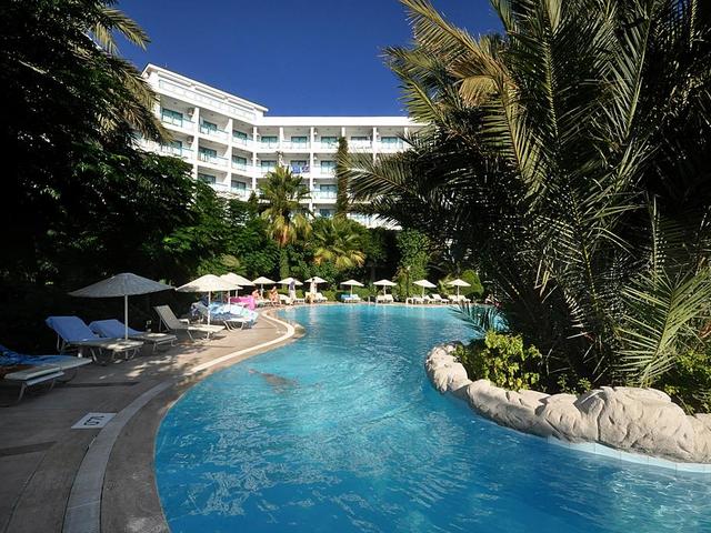 фото Tropical Beach (ex. Tropical Hotel)  изображение №38