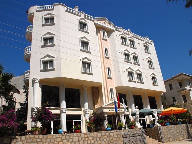фото отеля Hotel Olimpos изображение №1