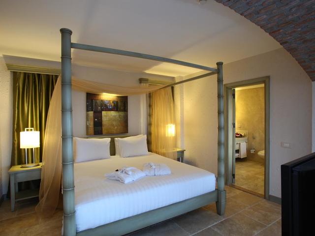 фото отеля Temenos Luxury Suites Hotel & Spa изображение №49