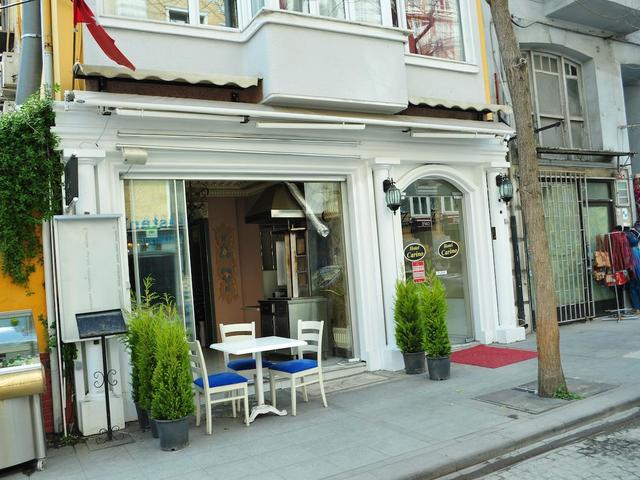 фото отеля Istanbul Queen Apart Hotel (ex. Carino Hotel; Hotel Adrien) изображение №1