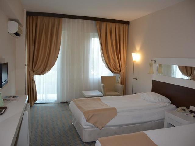 фото Tripolis Hotel изображение №14