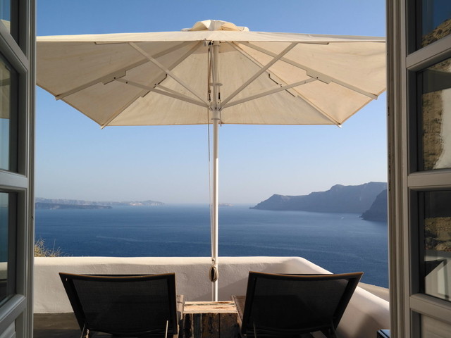 фото отеля Aspaki Santorini Luxury Hotel & Suites изображение №5