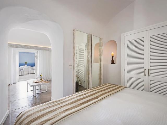 фото отеля Athina Luxury Suites изображение №33