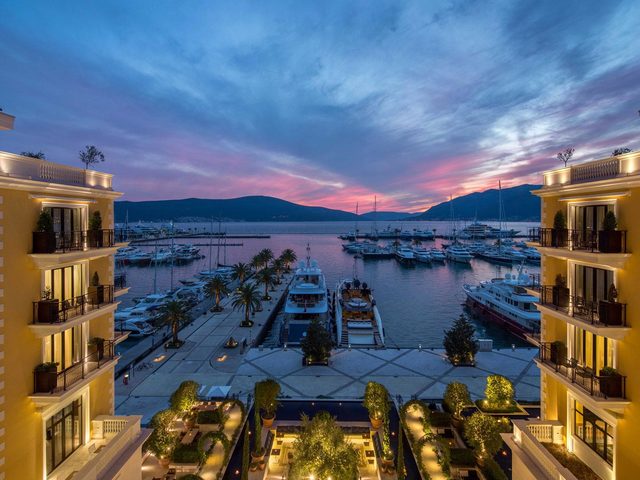 фотографии отеля Regent Porto Montenegro изображение №23