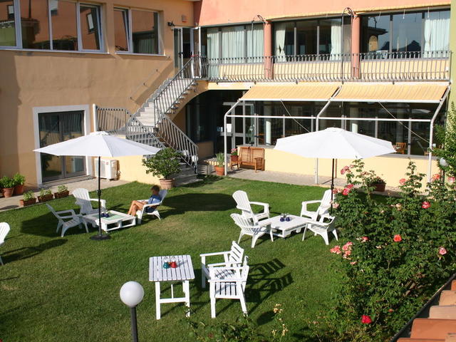 фото отеля Pausania Inn изображение №33