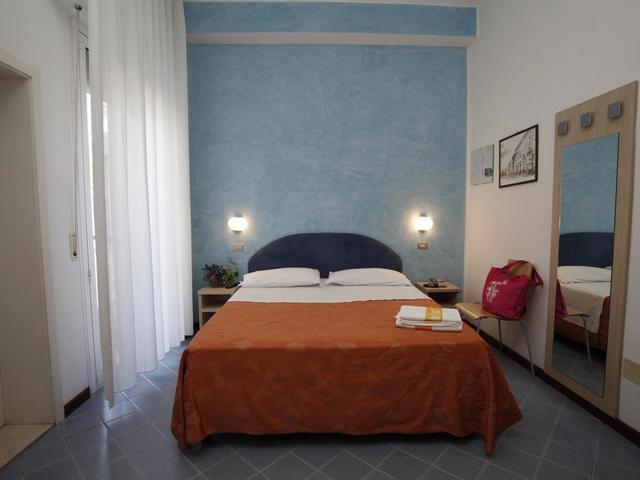 фотографии отеля Villa Dei Fiori изображение №7