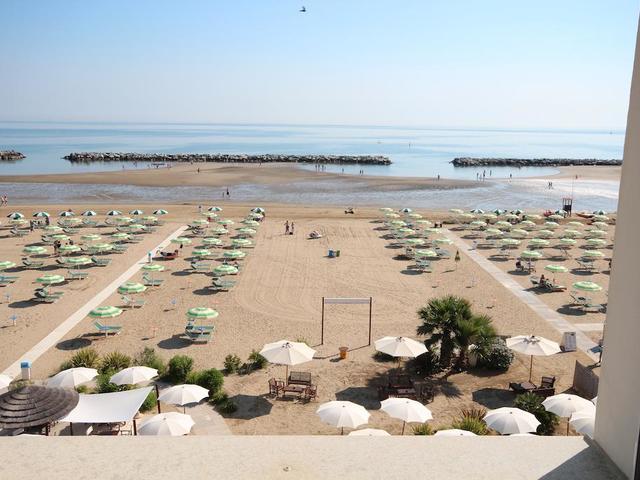 фотографии отеля Belvedere Spiaggia изображение №23