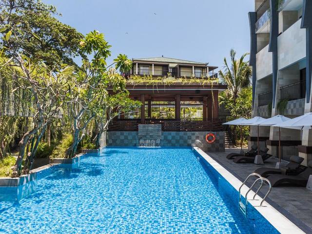 фото отеля Sol House Bali Legian by Melia изображение №1