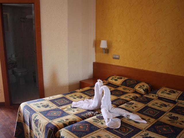 фото отеля Blue Bay Hotel Cala Mayor изображение №25