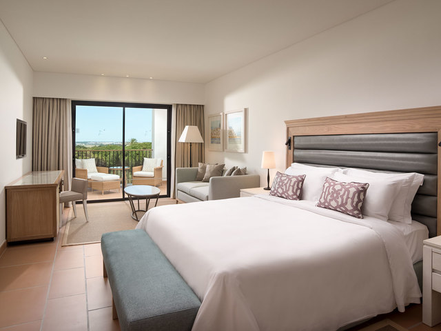 фото Pine Cliffs Ocean Suites, a Luxury Collection Resort, Algarve изображение №22